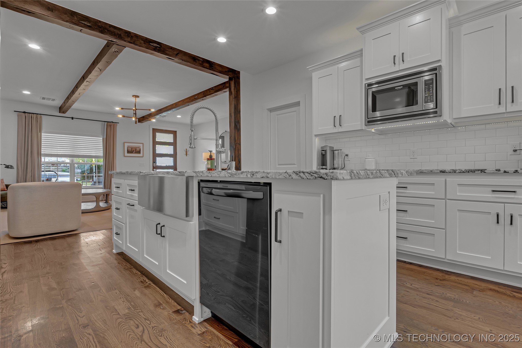 3042 S Cincinnati Avenue