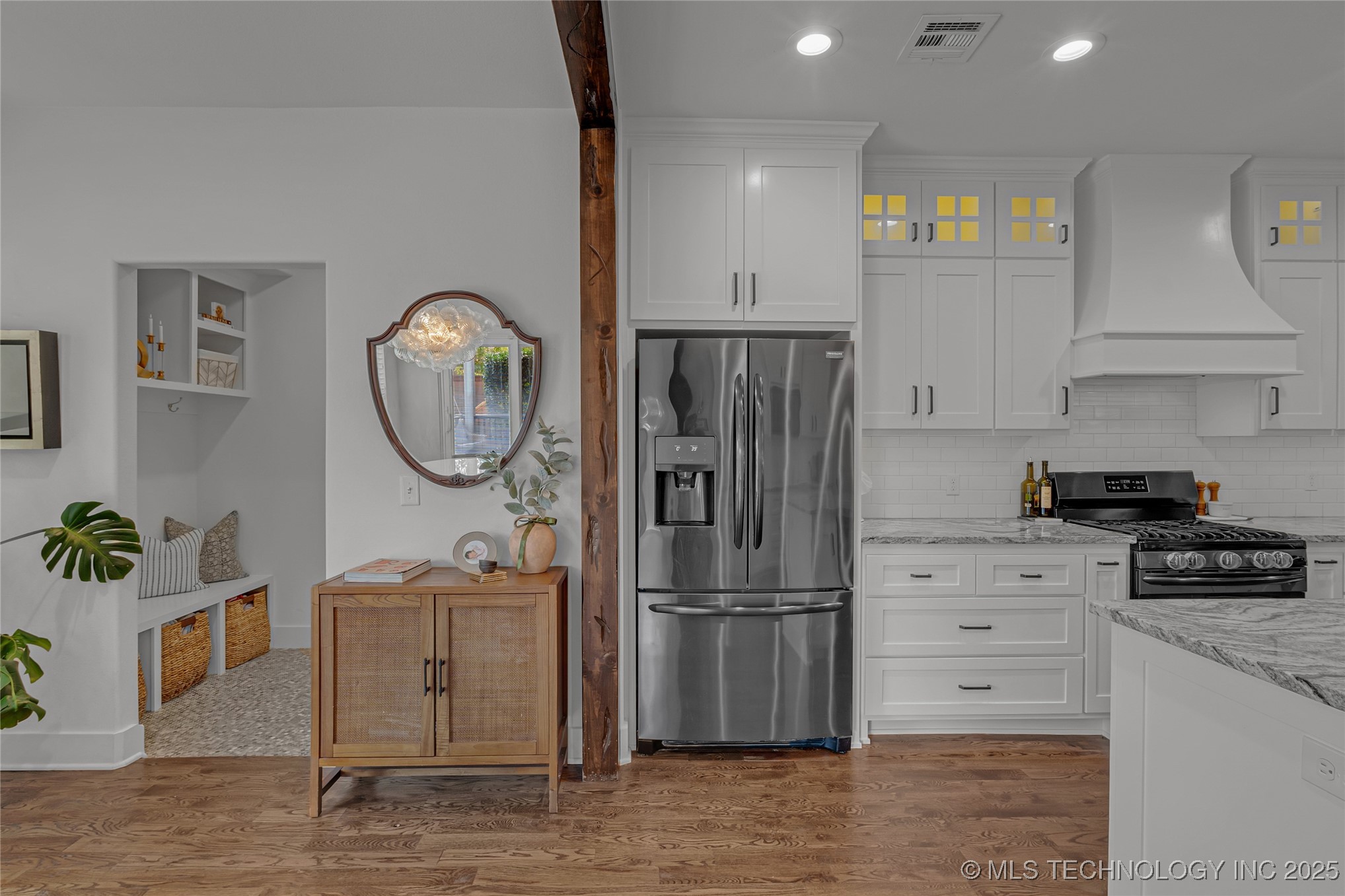 3042 S Cincinnati Avenue