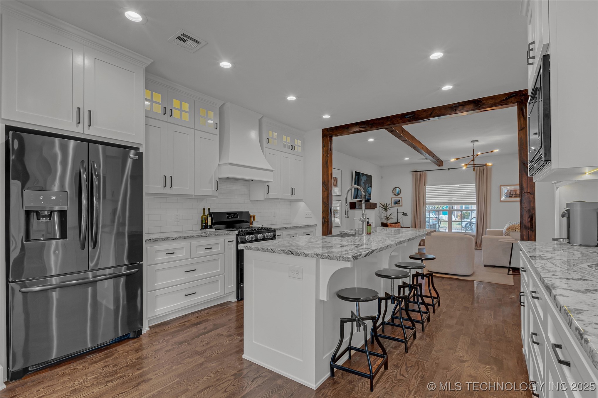 3042 S Cincinnati Avenue