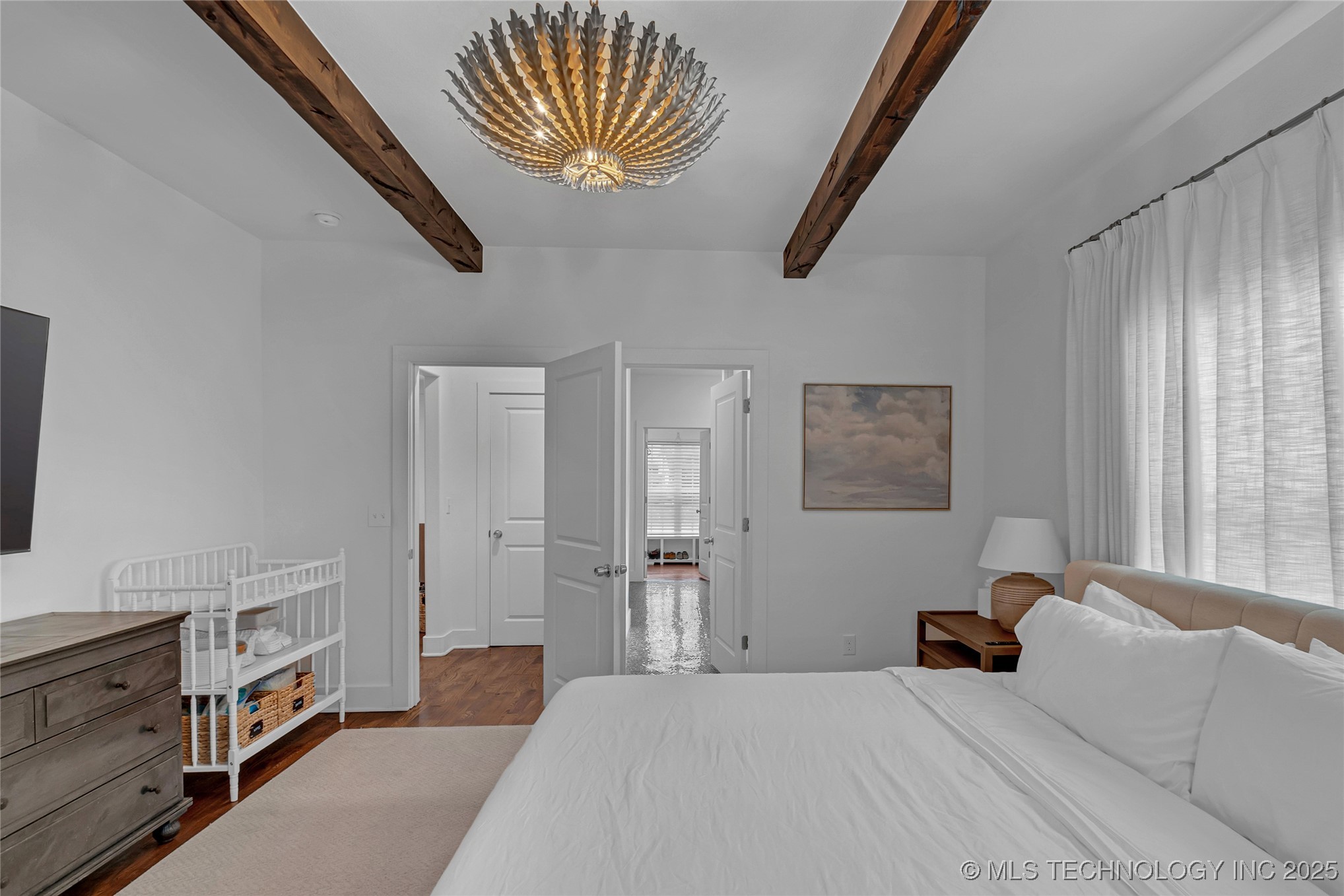 3042 S Cincinnati Avenue