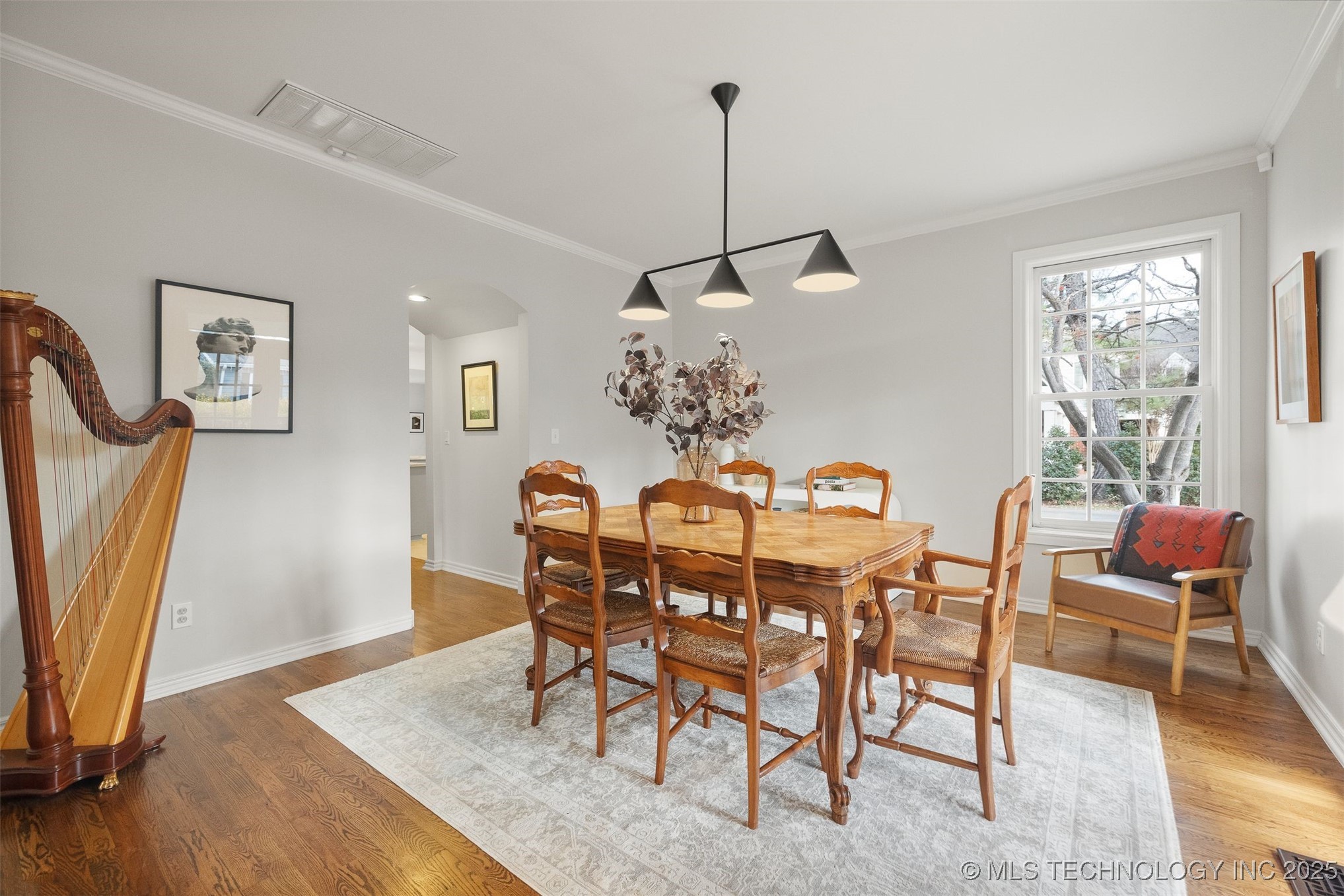 2449 E 24th Street