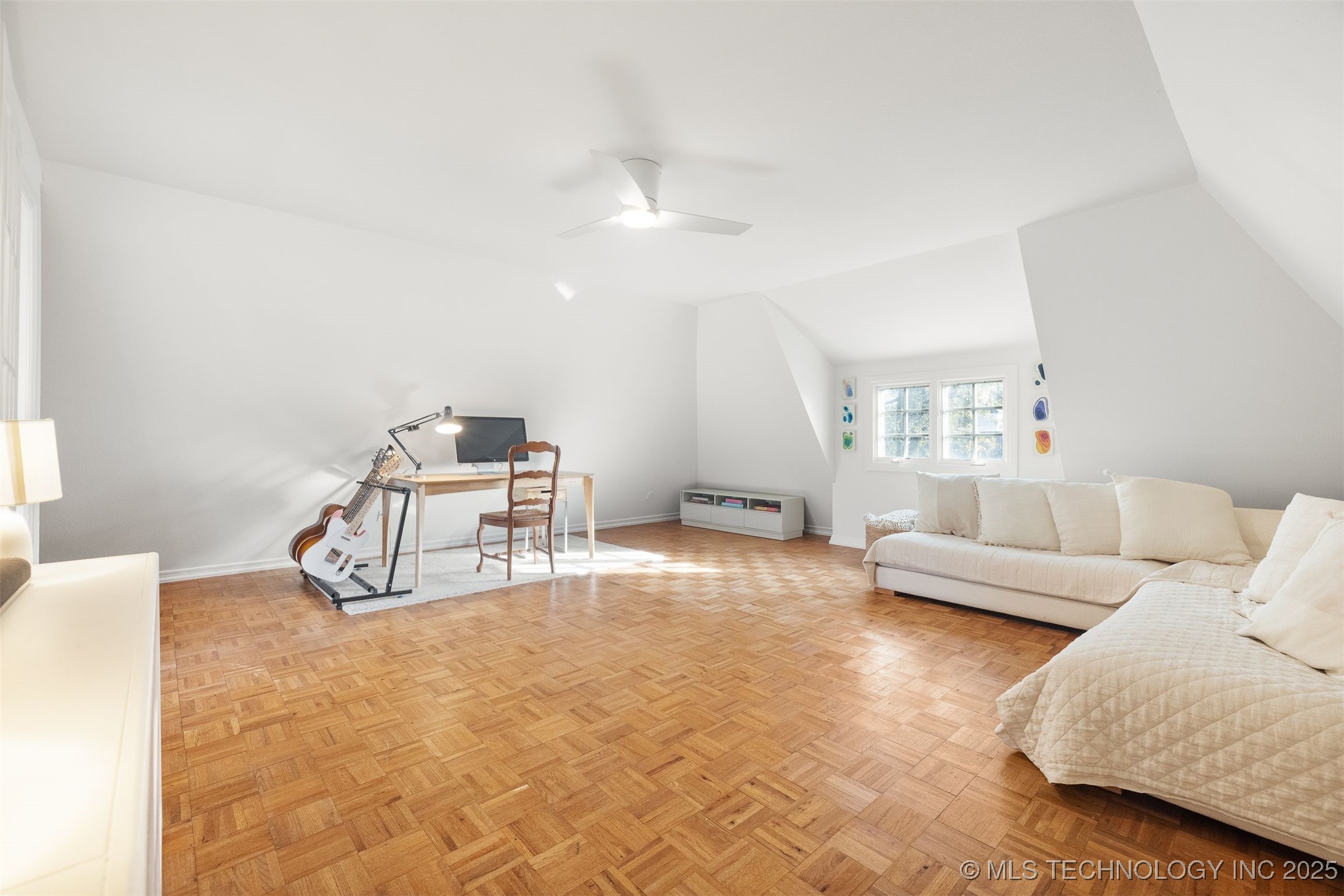 2449 E 24th Street