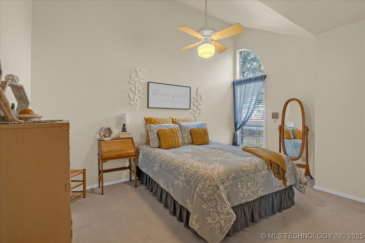 308 S Taft Avenue