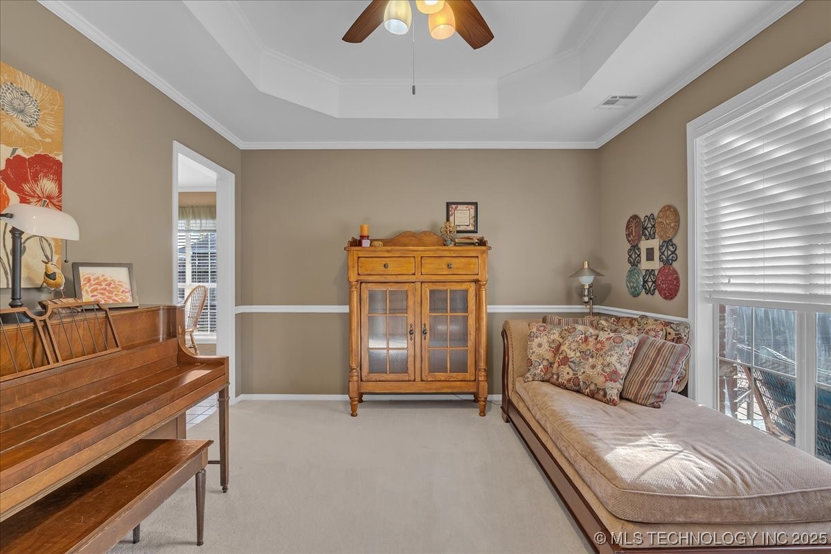 308 S Taft Avenue