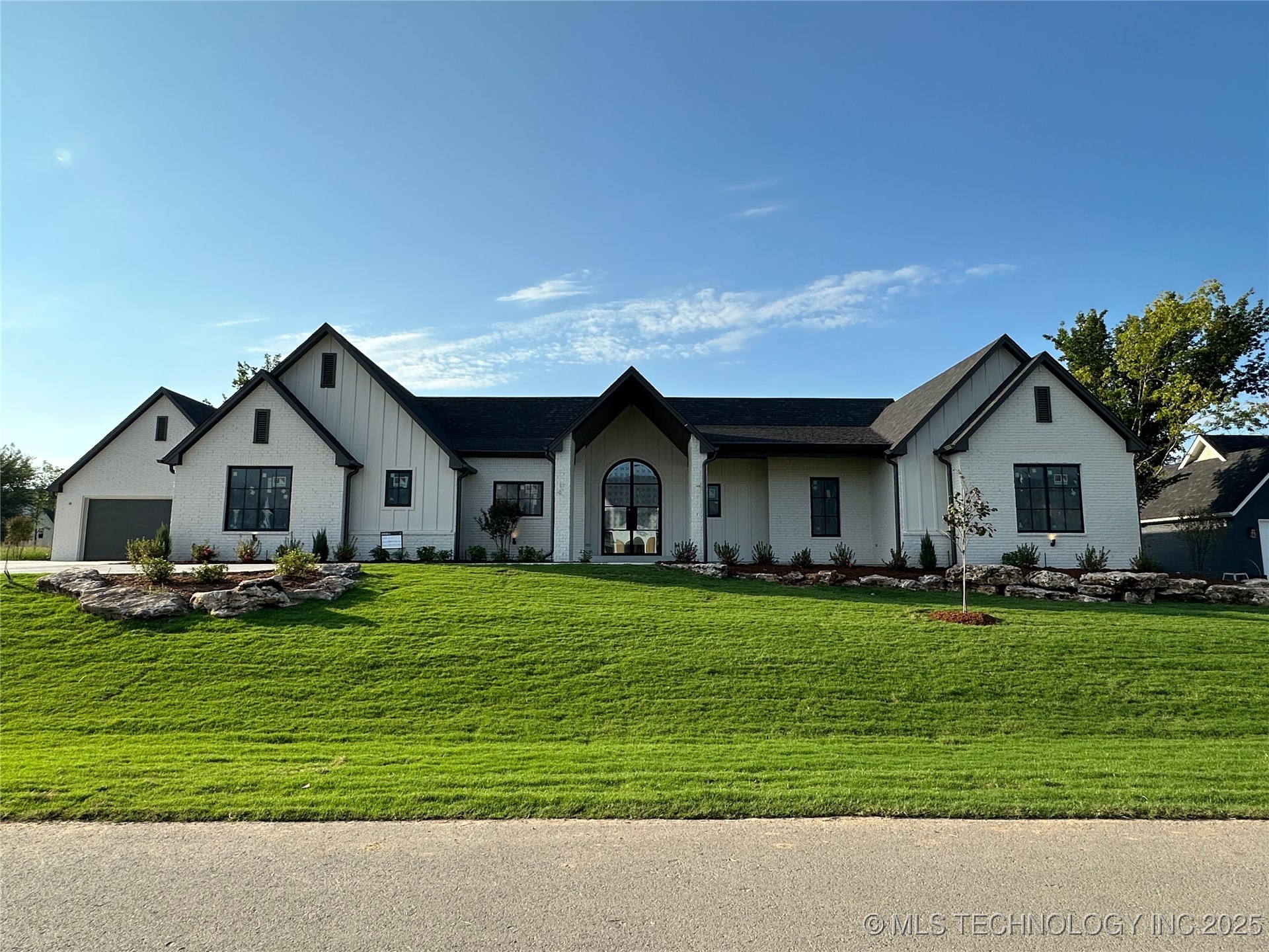 17702 E Patriot Drive