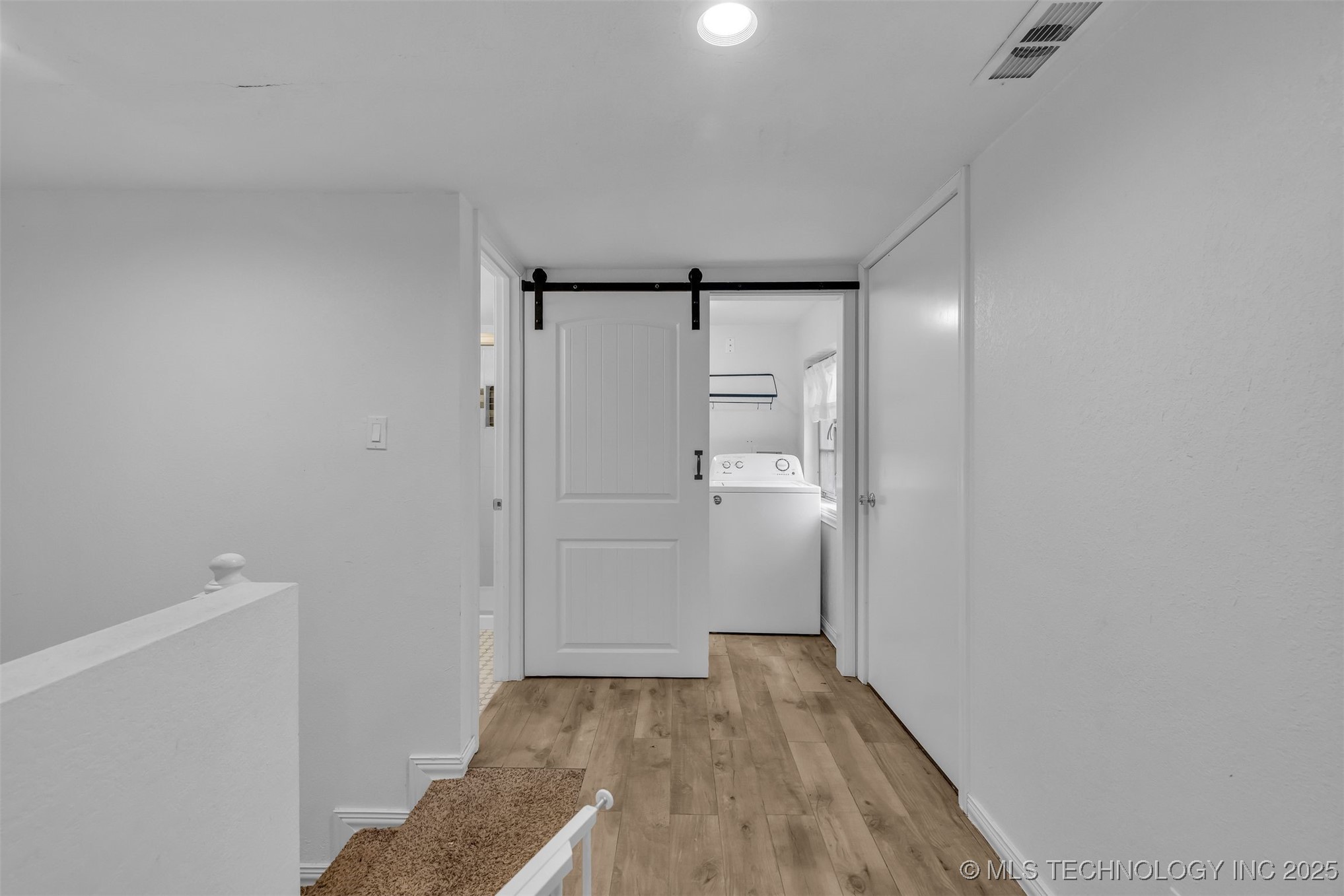 2223 S Oswego Avenue