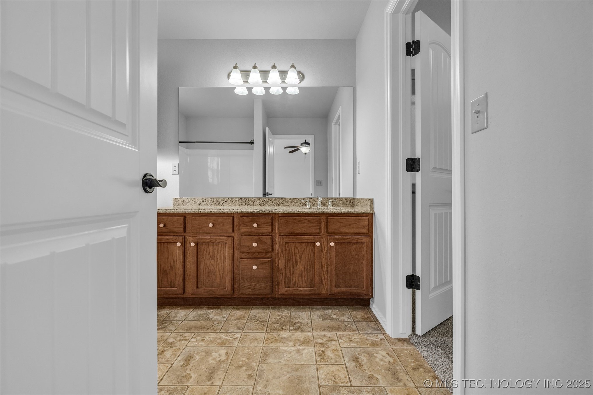 6722 E 129th Street S