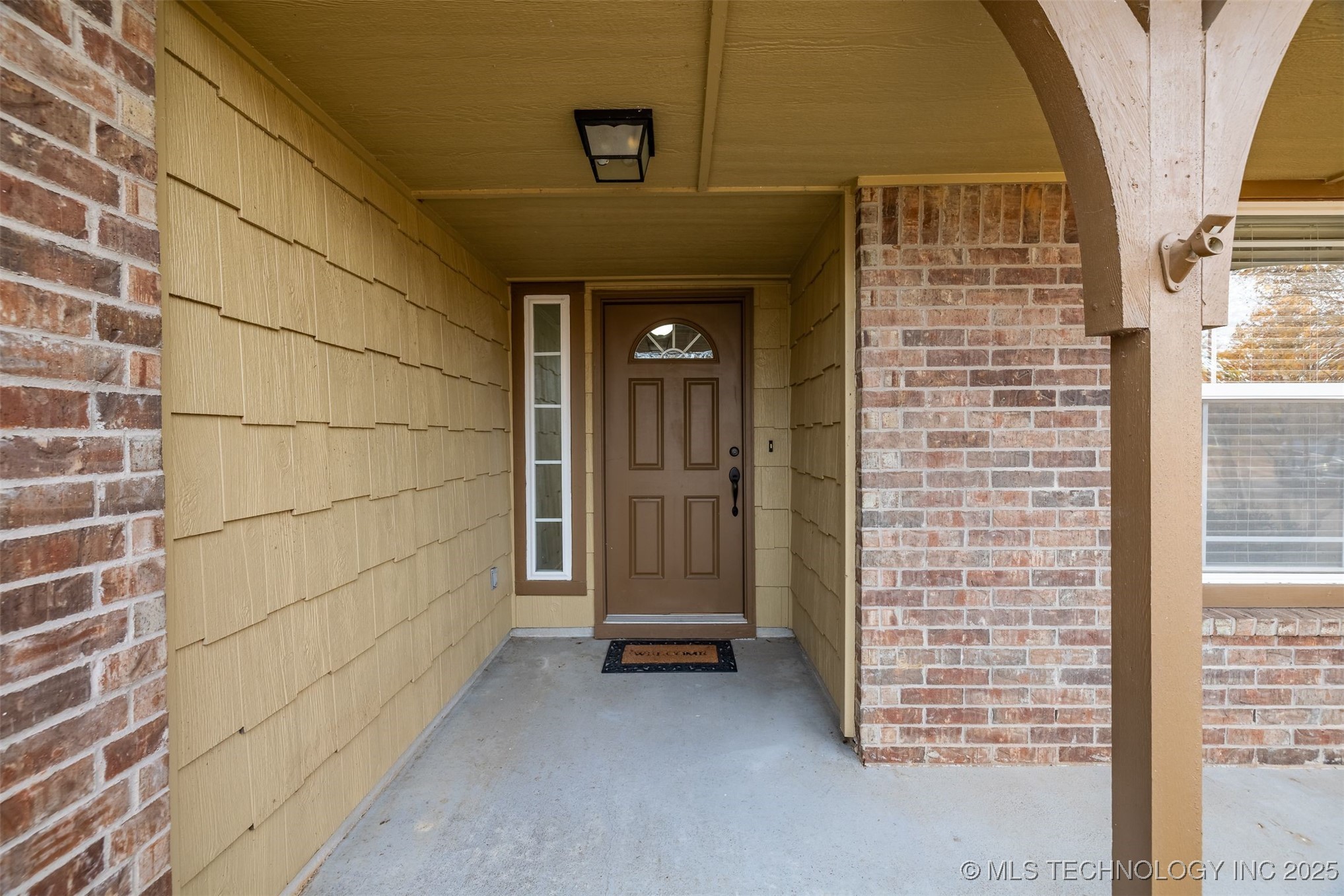 6722 E 129th Street S