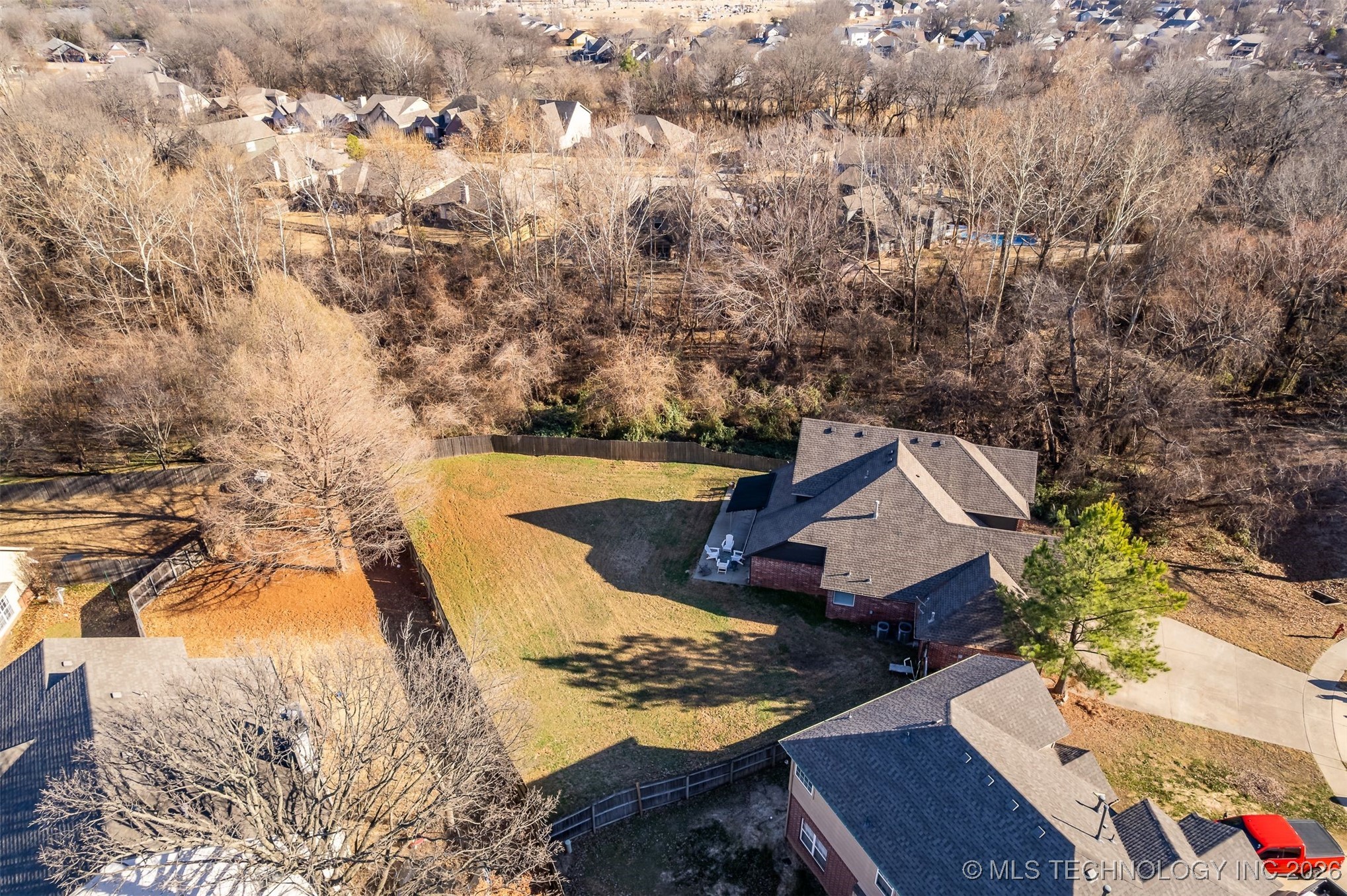 1900 W El Paso Street