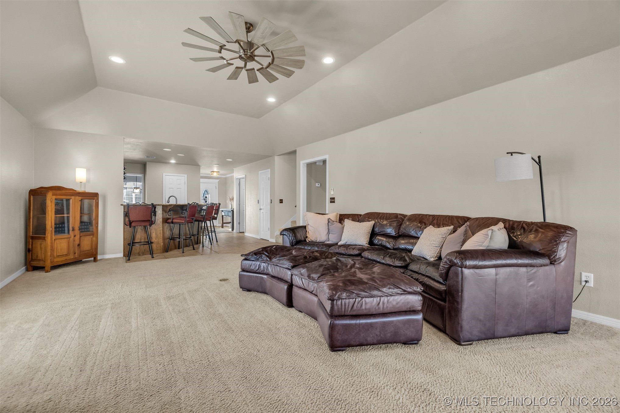 1900 W El Paso Street