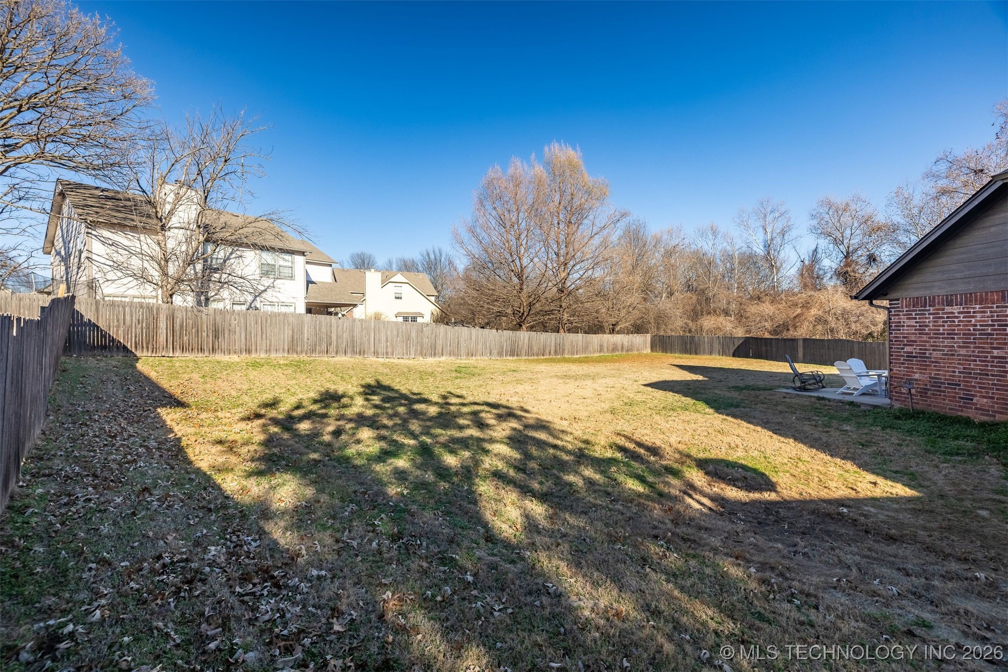 1900 W El Paso Street