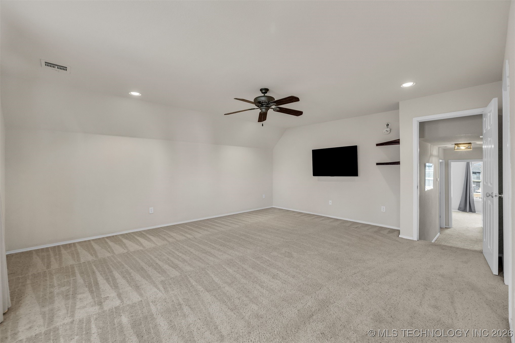 1900 W El Paso Street