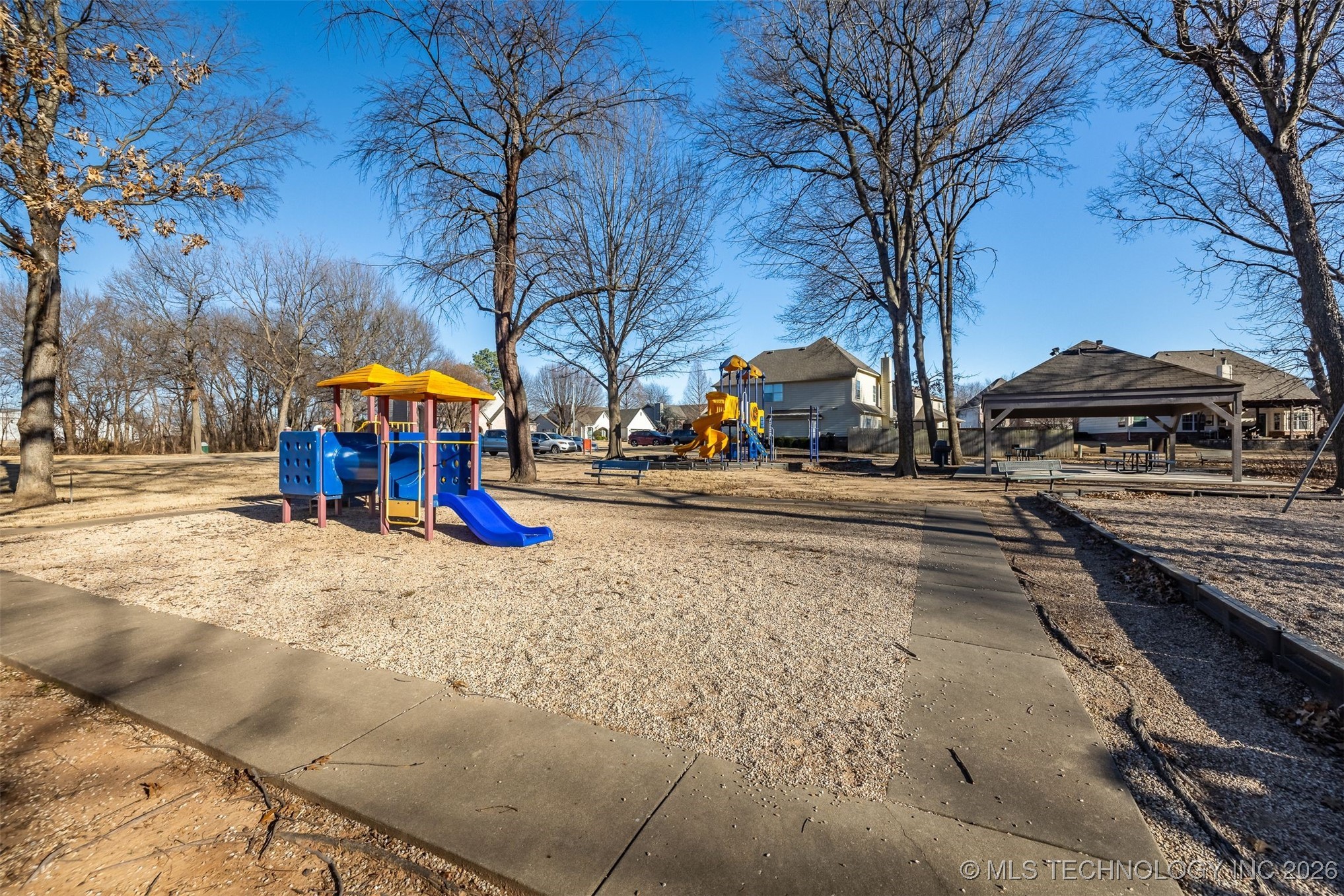 1900 W El Paso Street