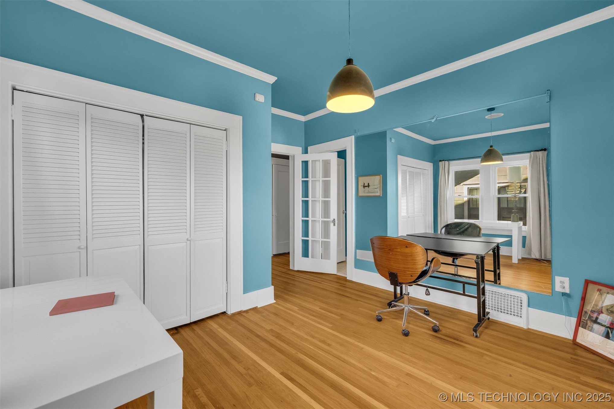 1767 E 14th Place