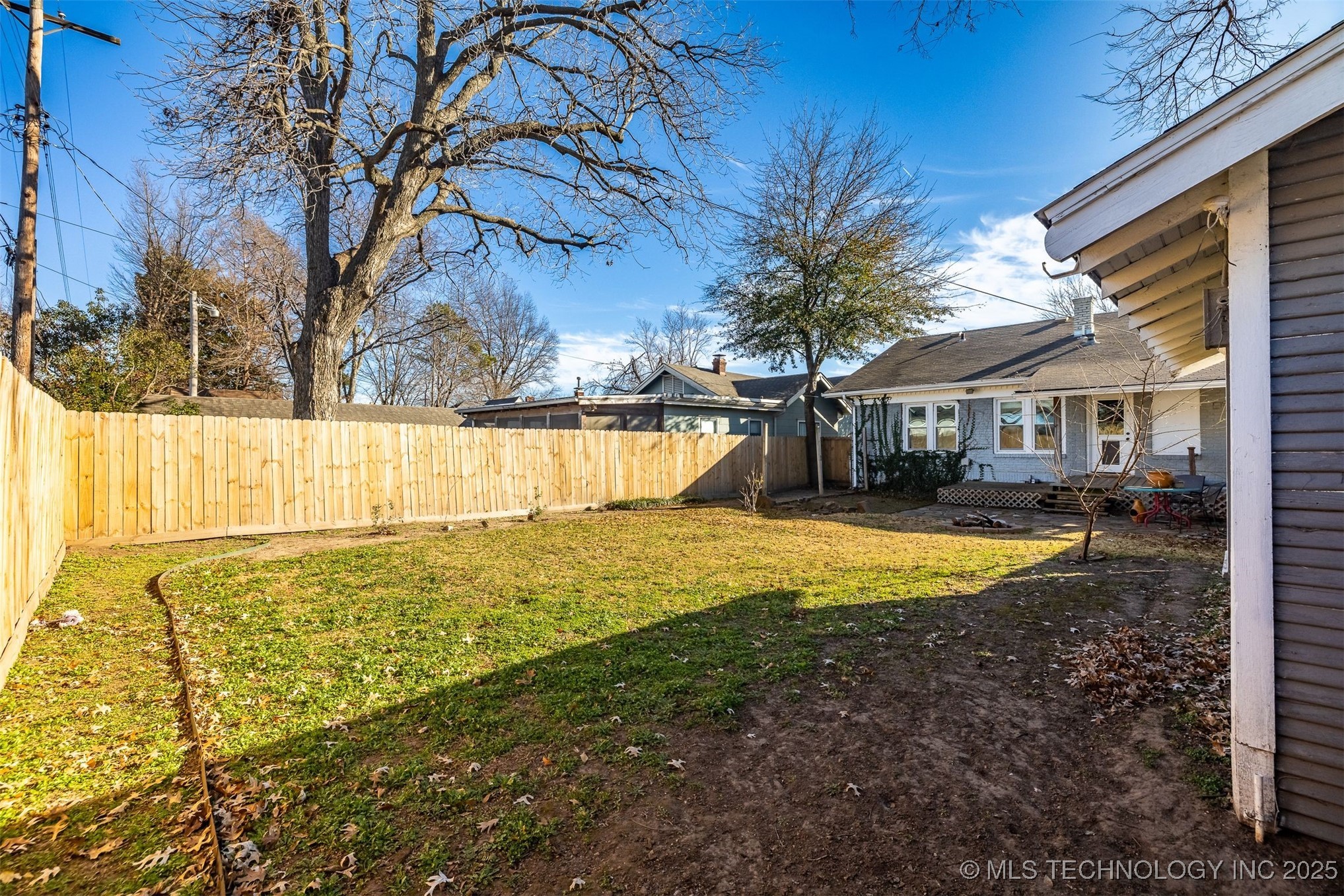 1767 E 14th Place
