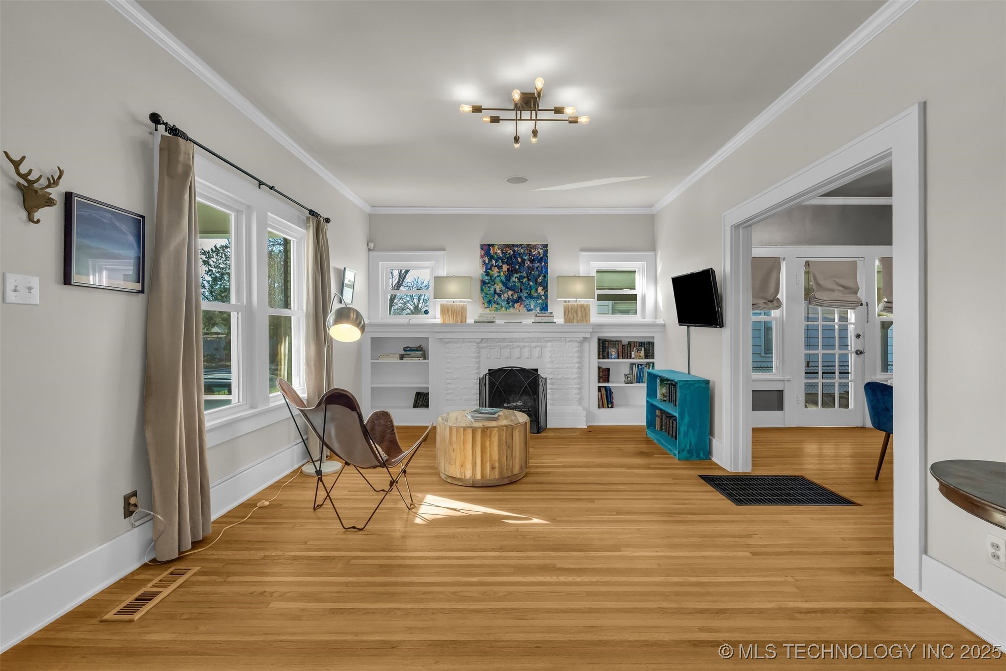 1767 E 14th Place