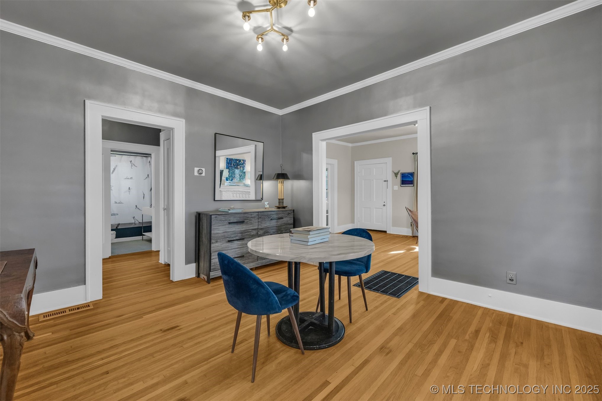 1767 E 14th Place