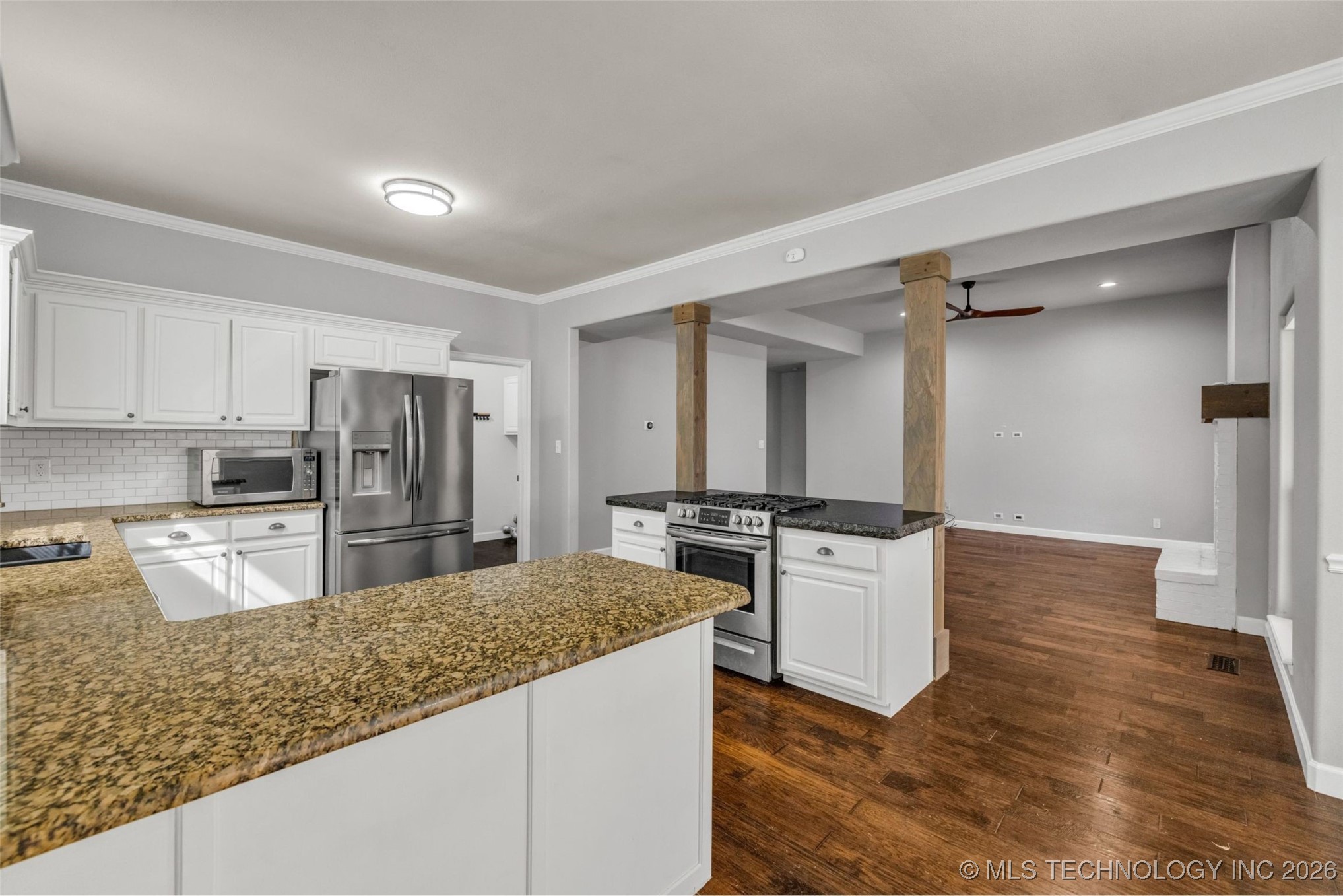 11515 S Mulberry Court