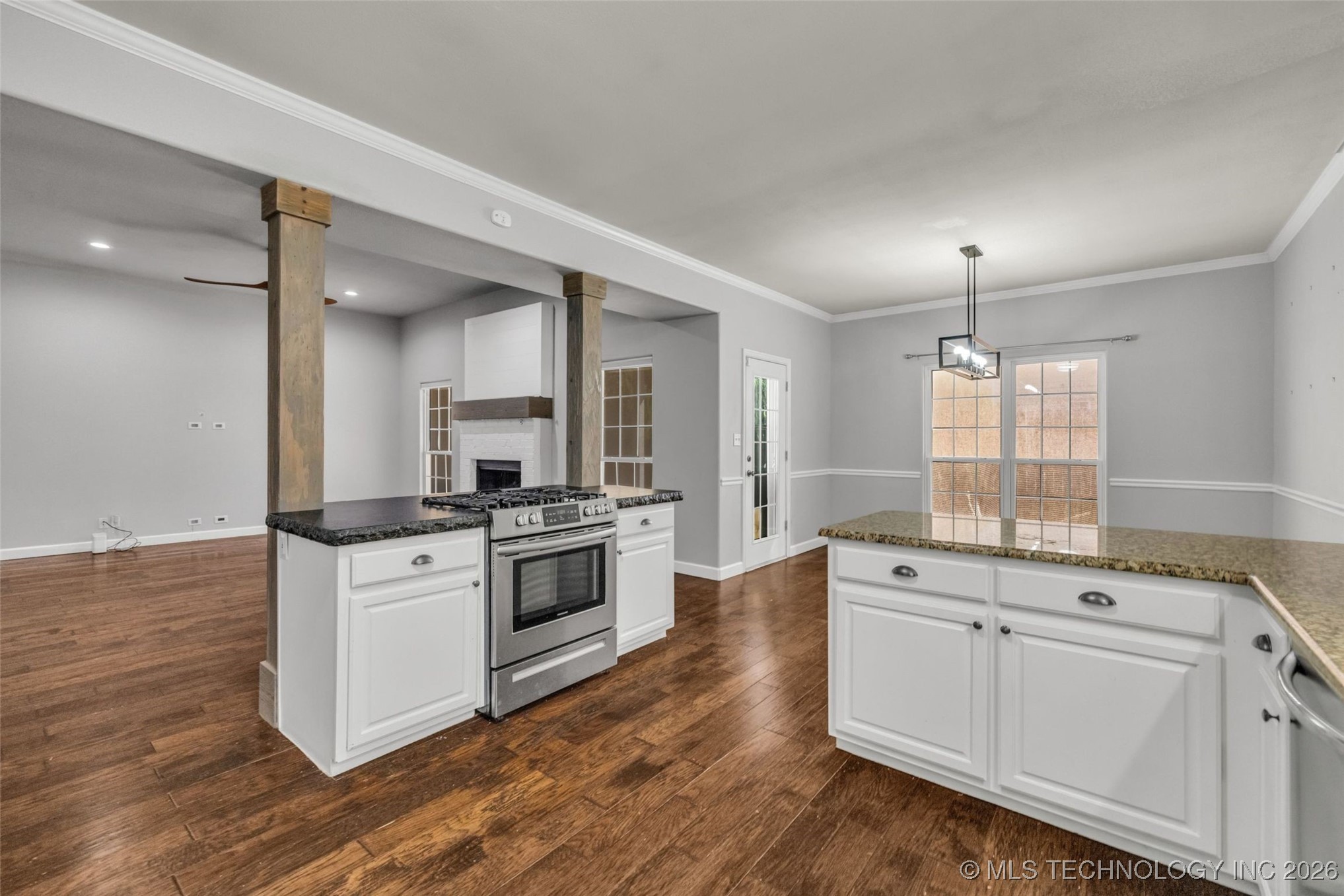 11515 S Mulberry Court