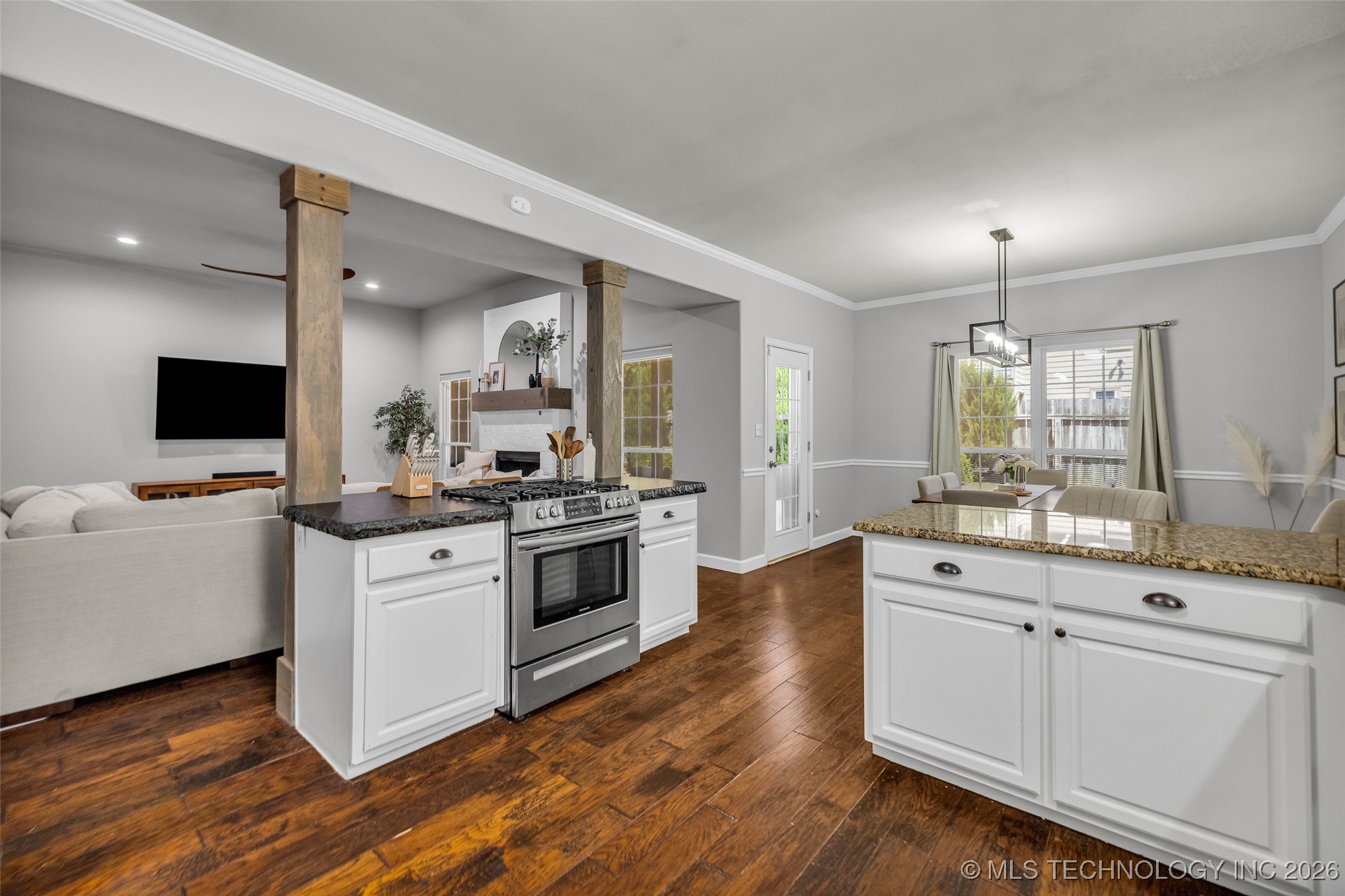 11515 S Mulberry Court