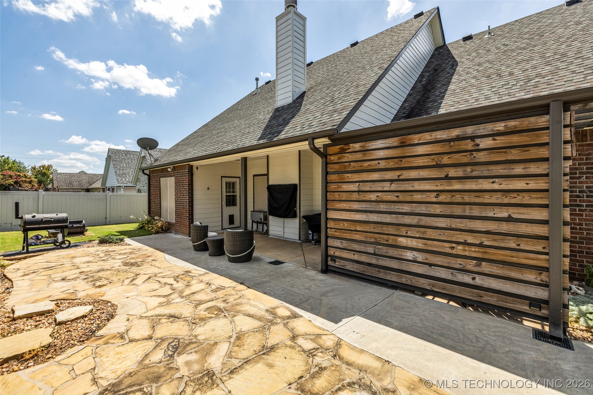 11515 S Mulberry Court