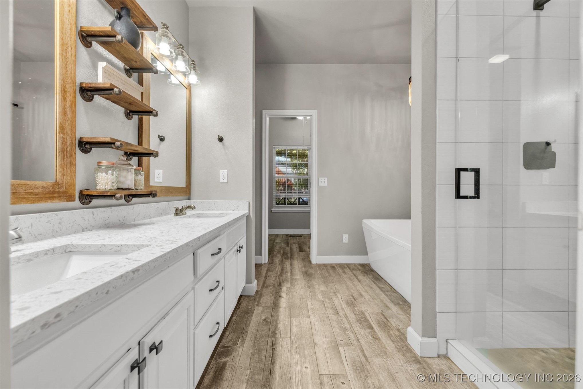 11515 S Mulberry Court