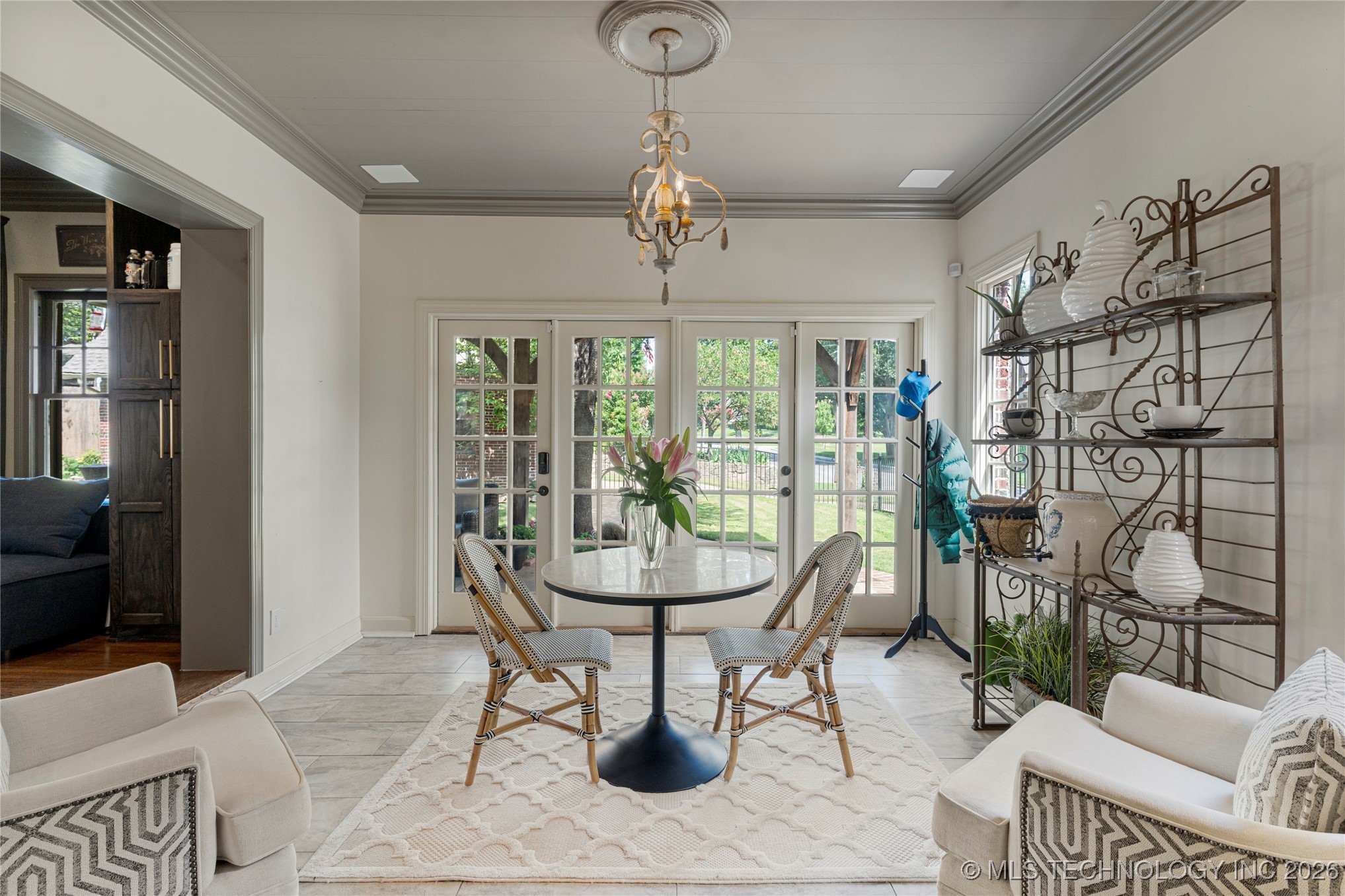 2261 S Terwilleger Boulevard