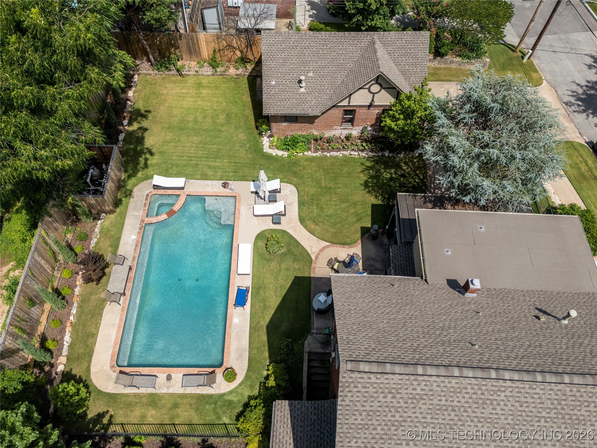 2261 S Terwilleger Boulevard