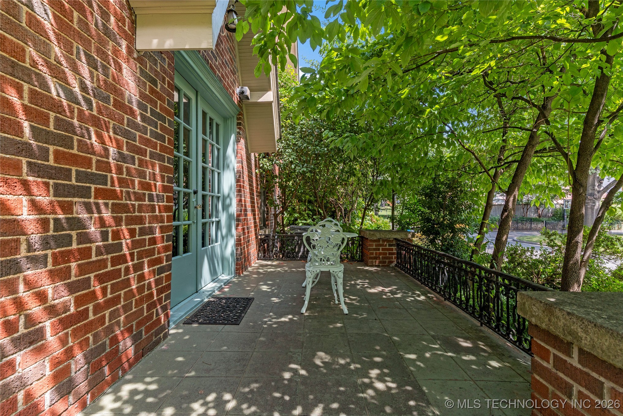 2261 S Terwilleger Boulevard