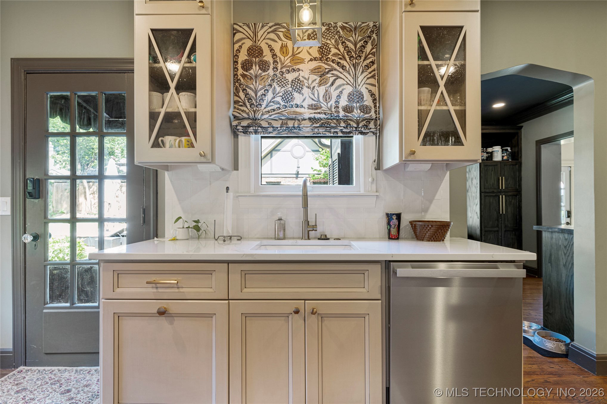 2261 S Terwilleger Boulevard