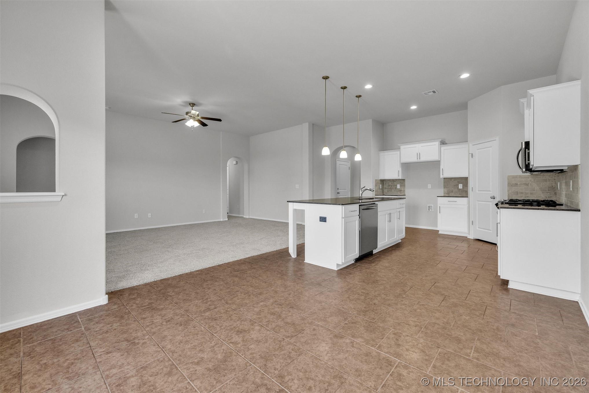 13636 S 91st East Avenue