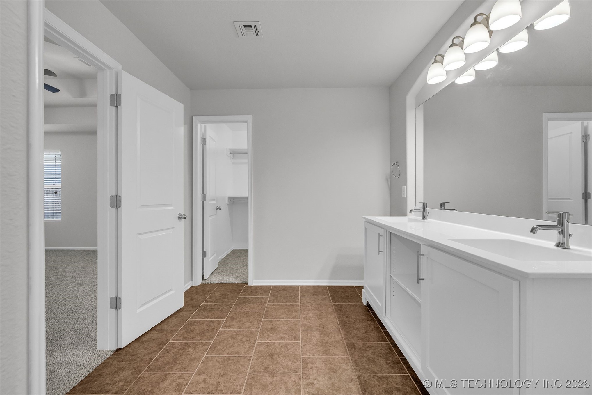 13636 S 91st East Avenue