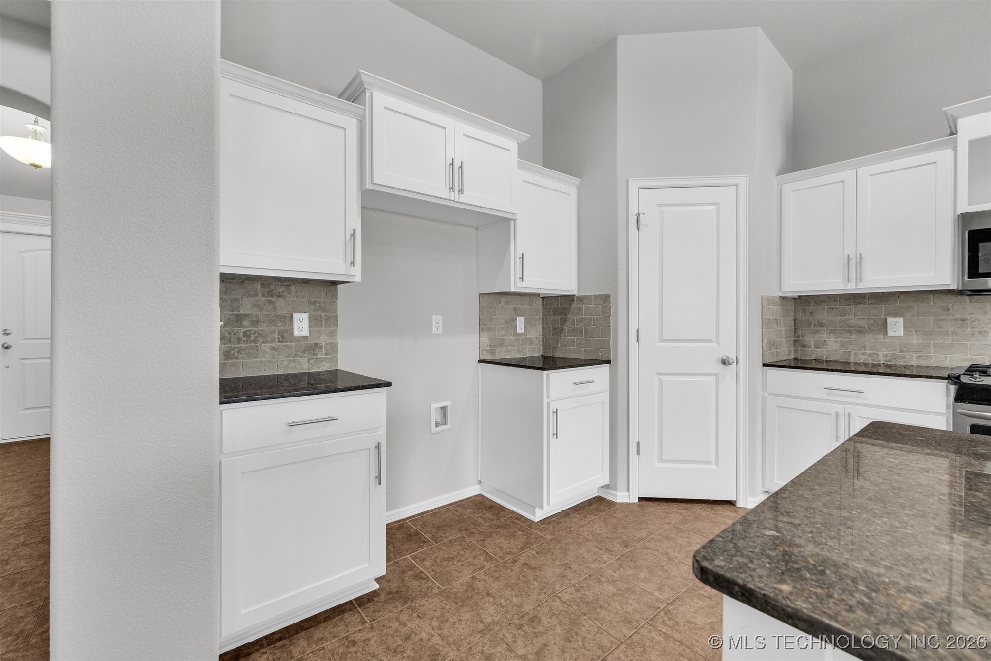 13636 S 91st East Avenue