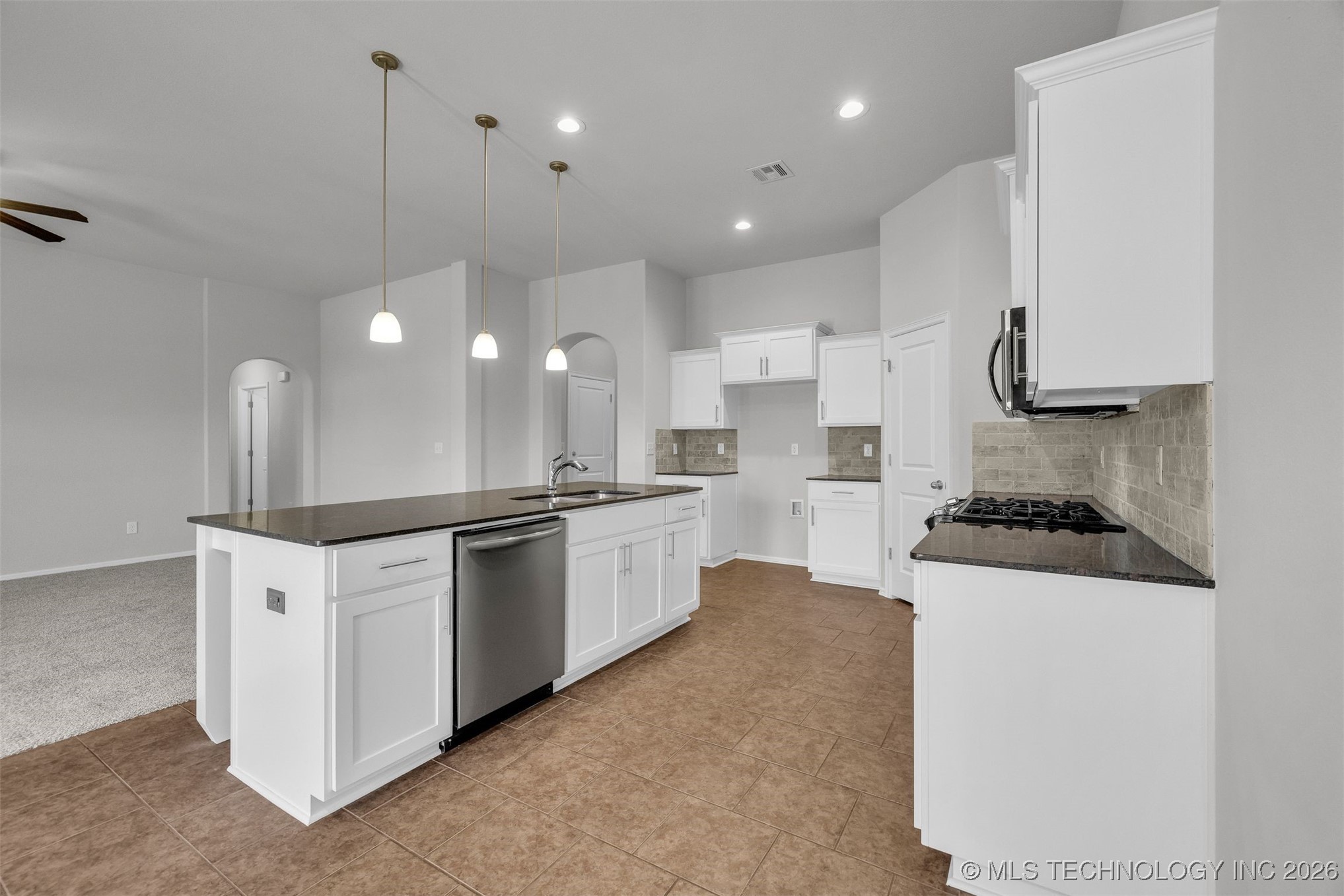 13636 S 91st East Avenue