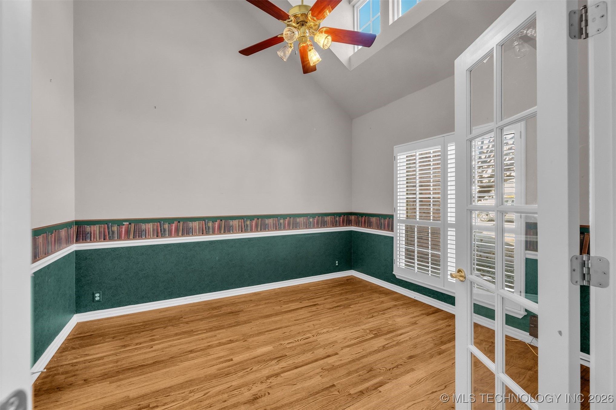 3407 W Urbana Street