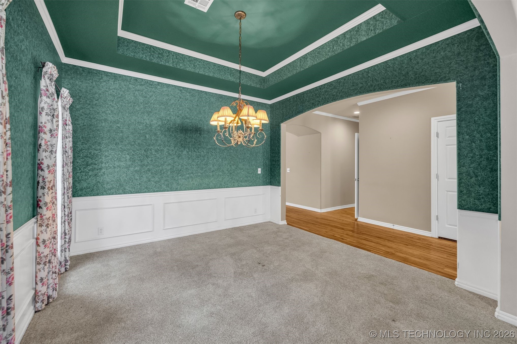 3407 W Urbana Street