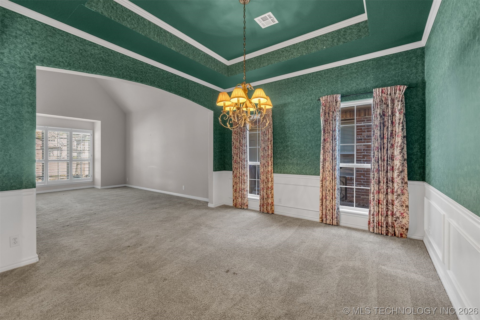 3407 W Urbana Street