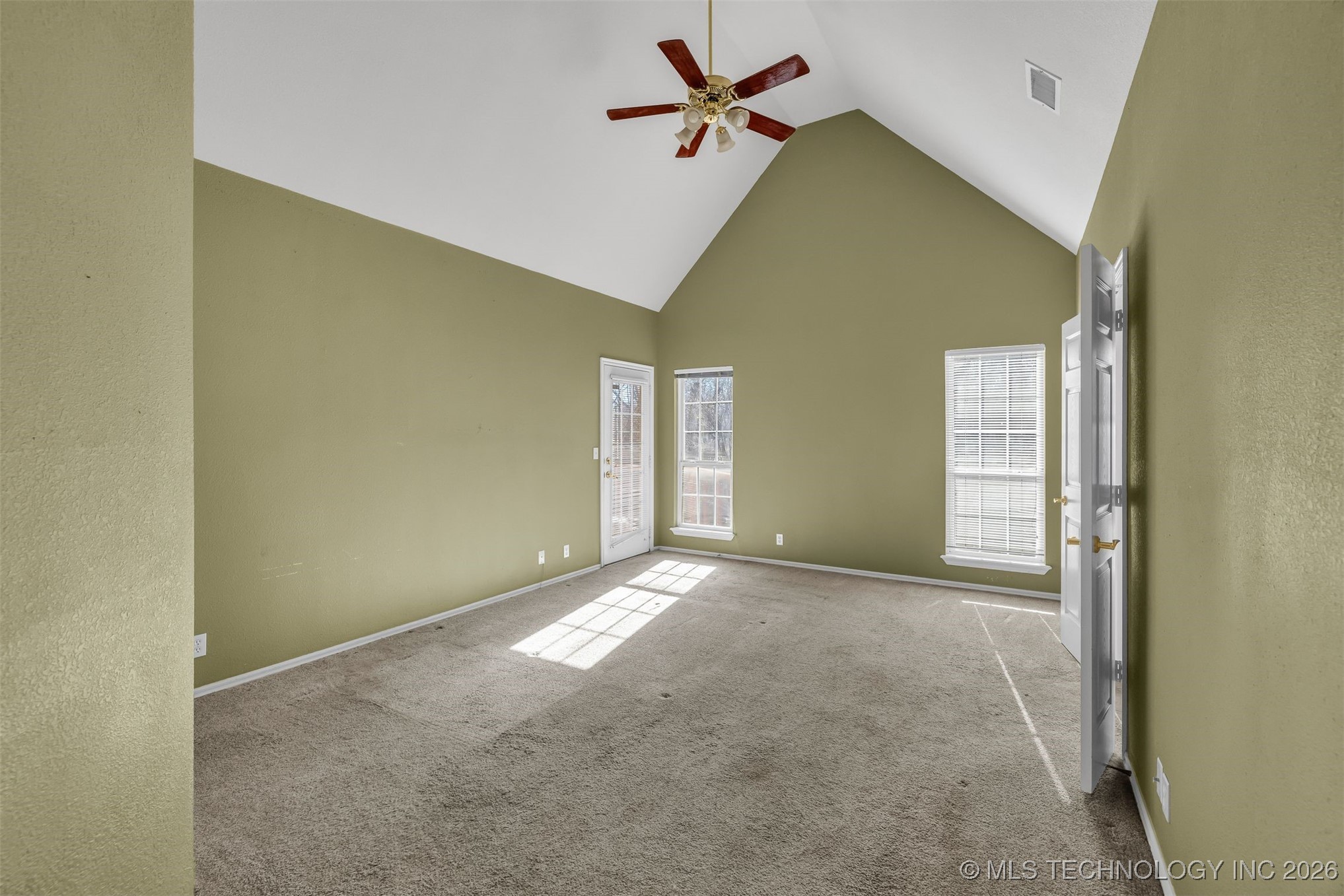 3407 W Urbana Street