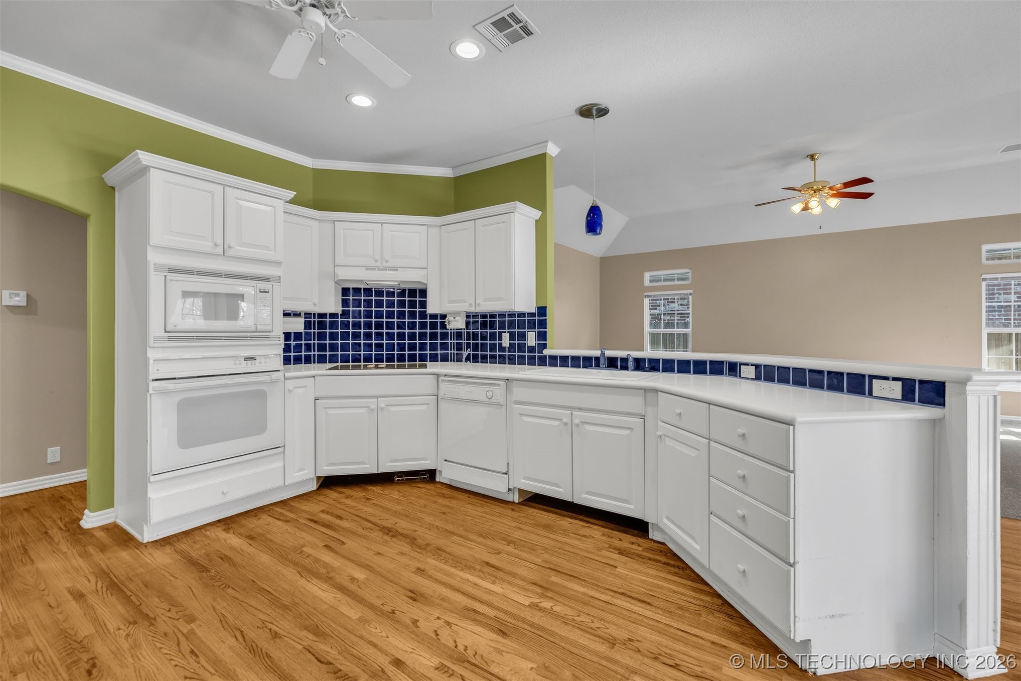 3407 W Urbana Street