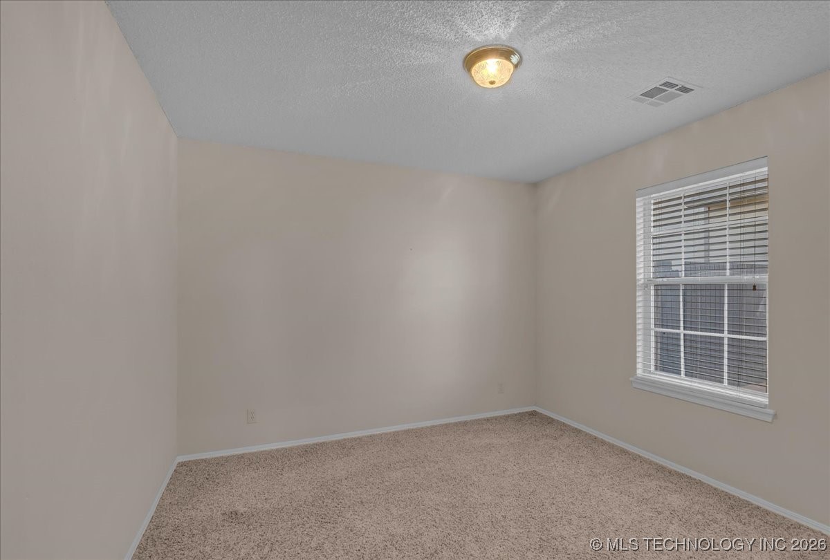 9313 S 87th East Avenue