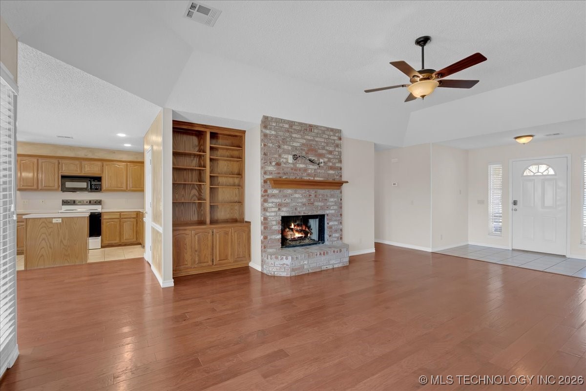 9313 S 87th East Avenue