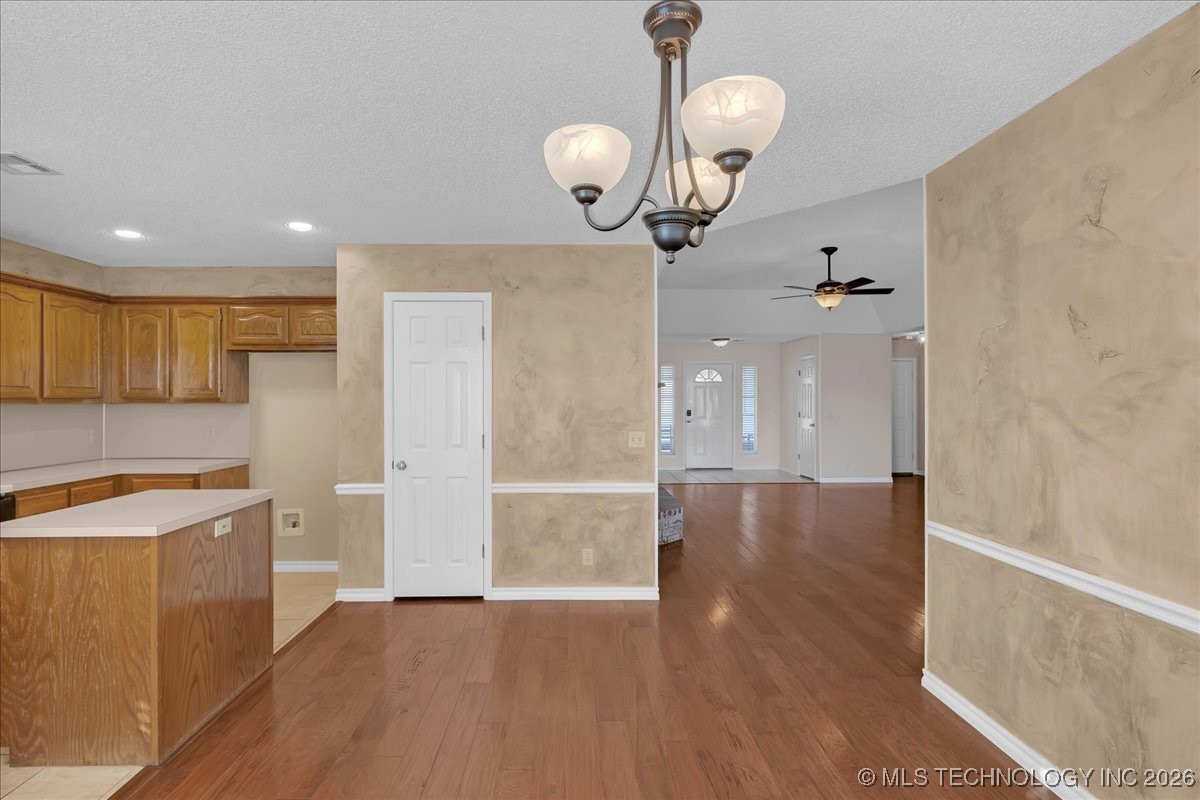 9313 S 87th East Avenue