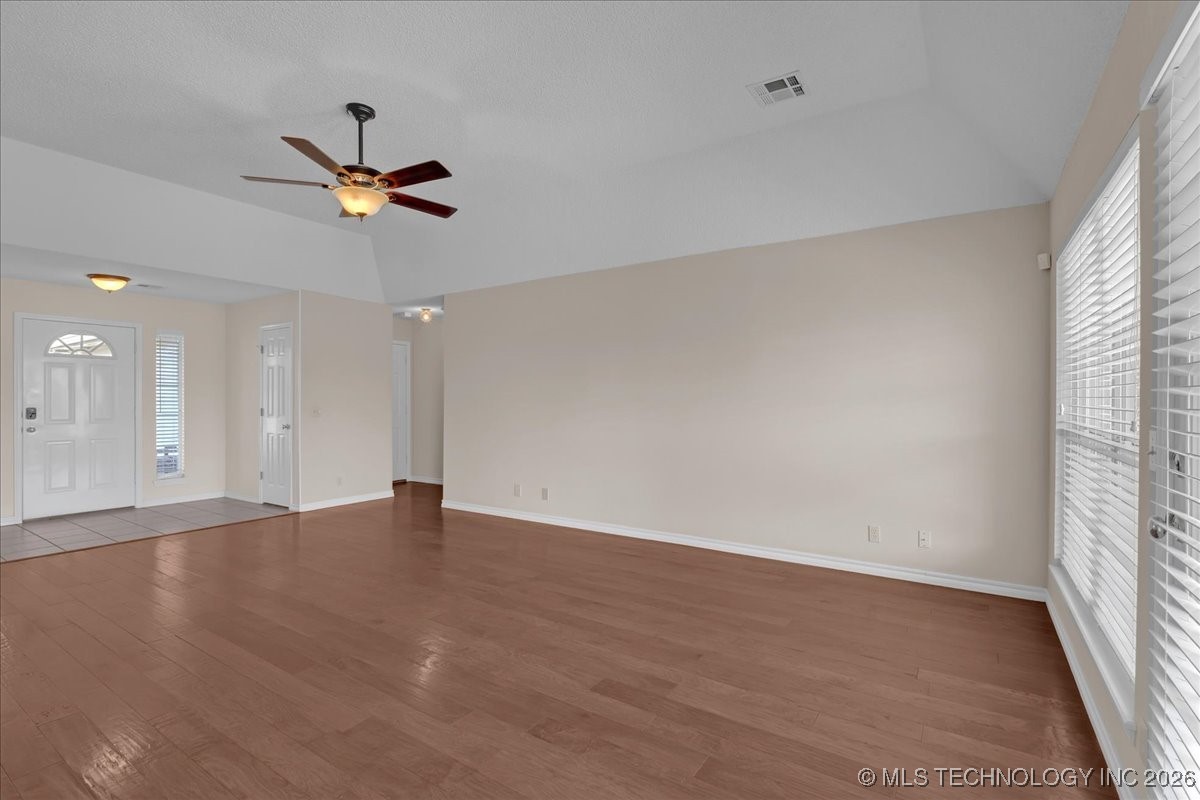 9313 S 87th East Avenue