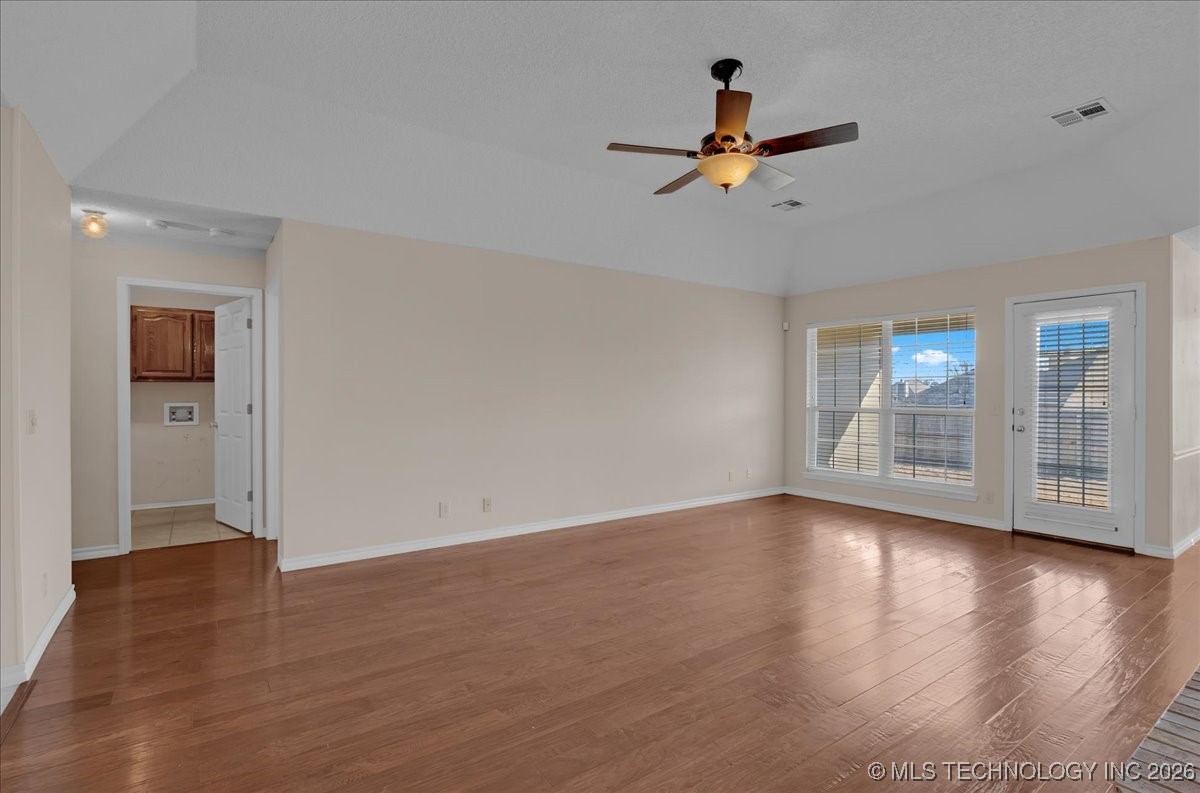 9313 S 87th East Avenue