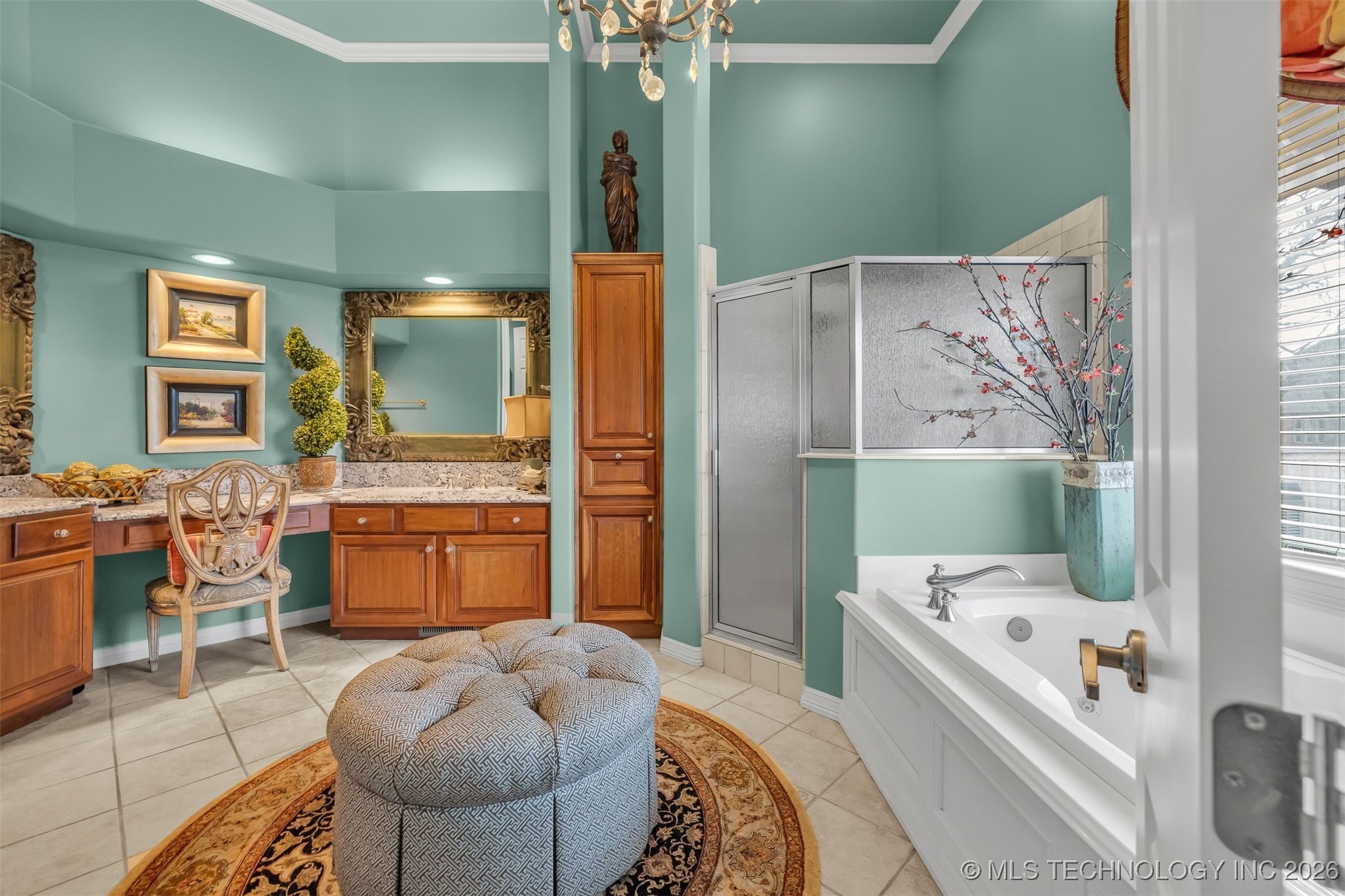 5904 W Orlando Circle