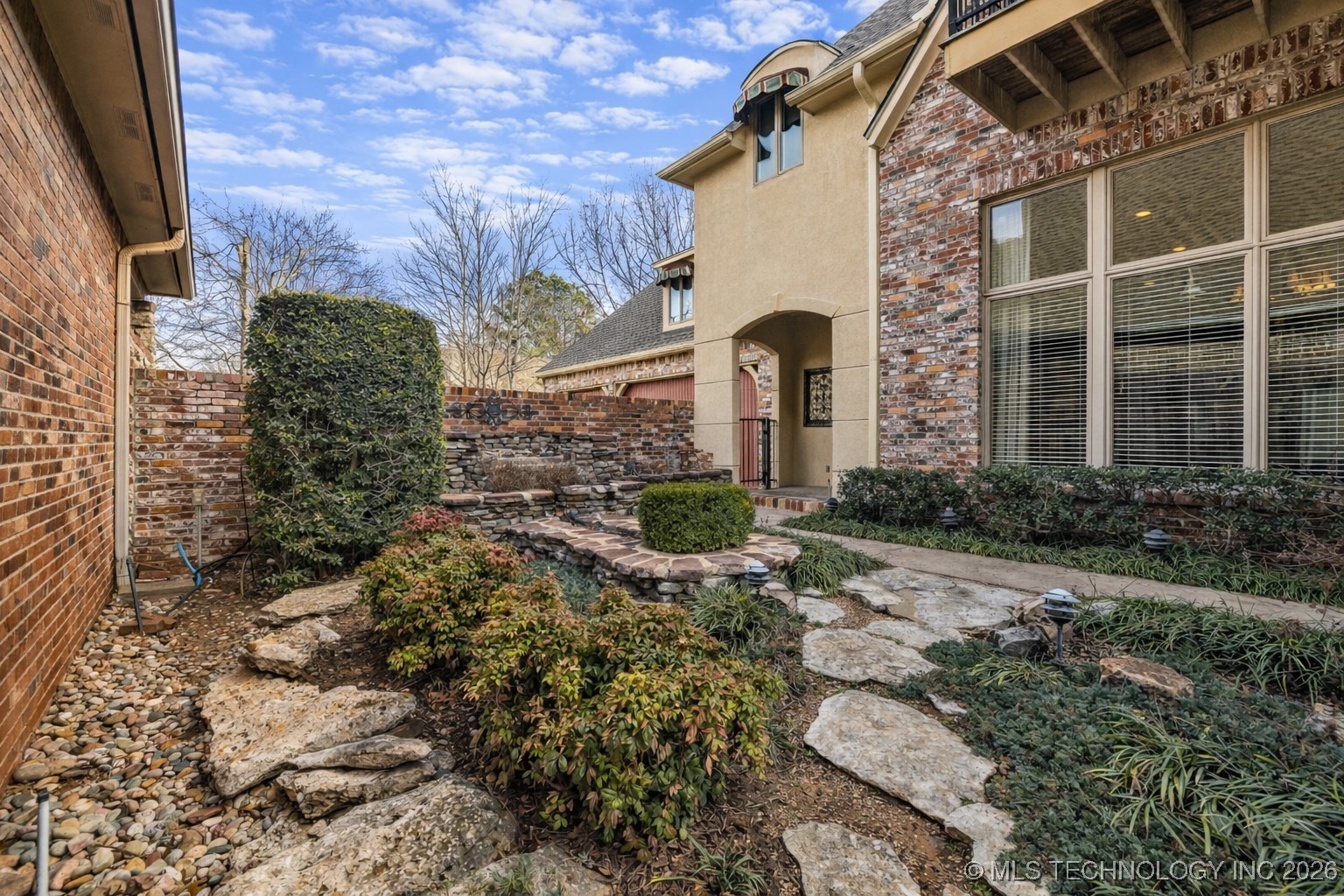 5904 W Orlando Circle