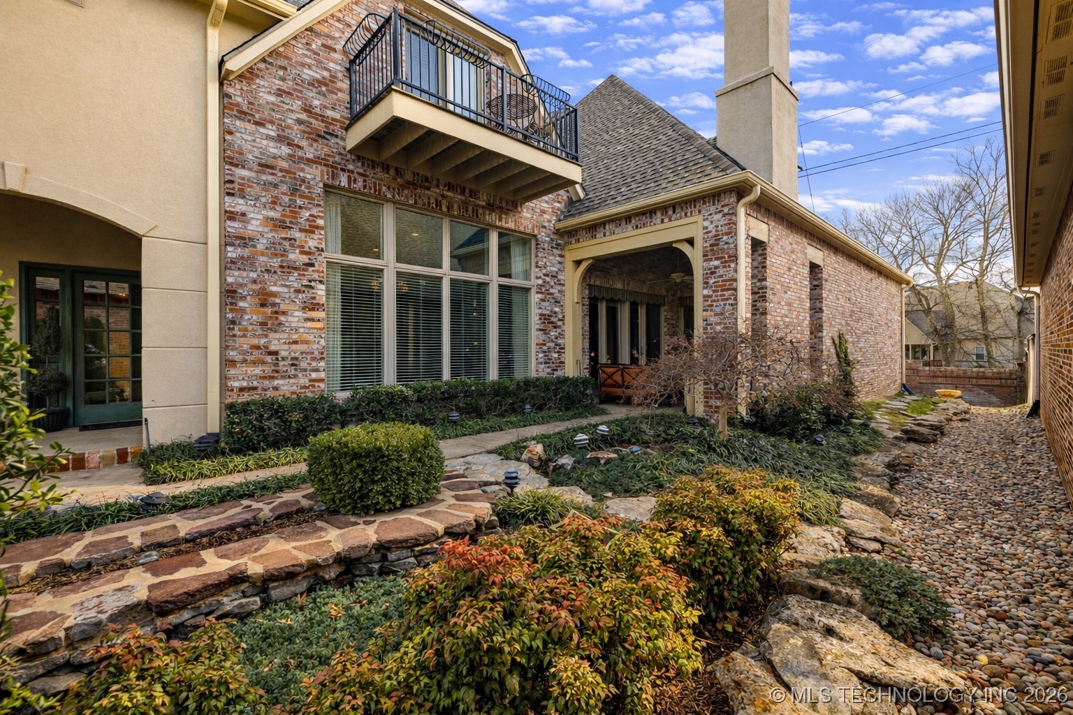 5904 W Orlando Circle