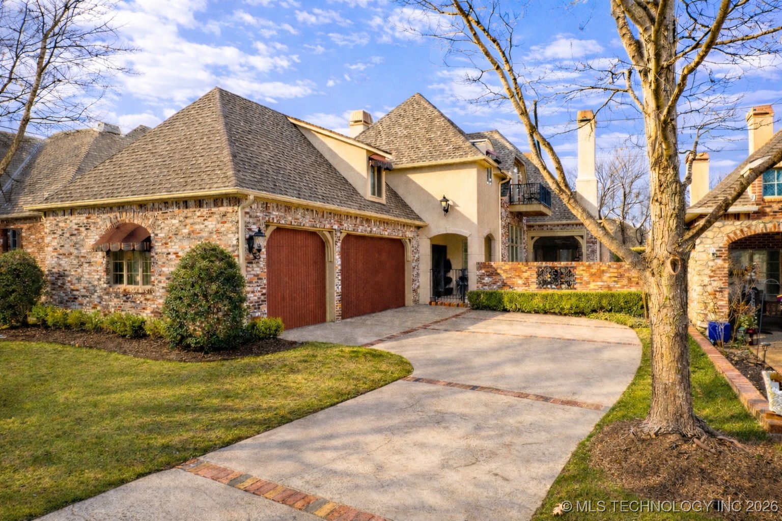 5904 W Orlando Circle