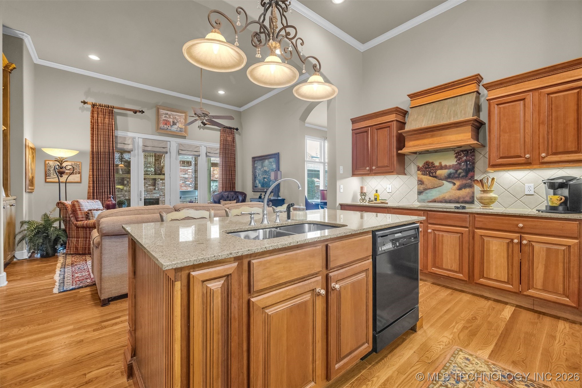 5904 W Orlando Circle