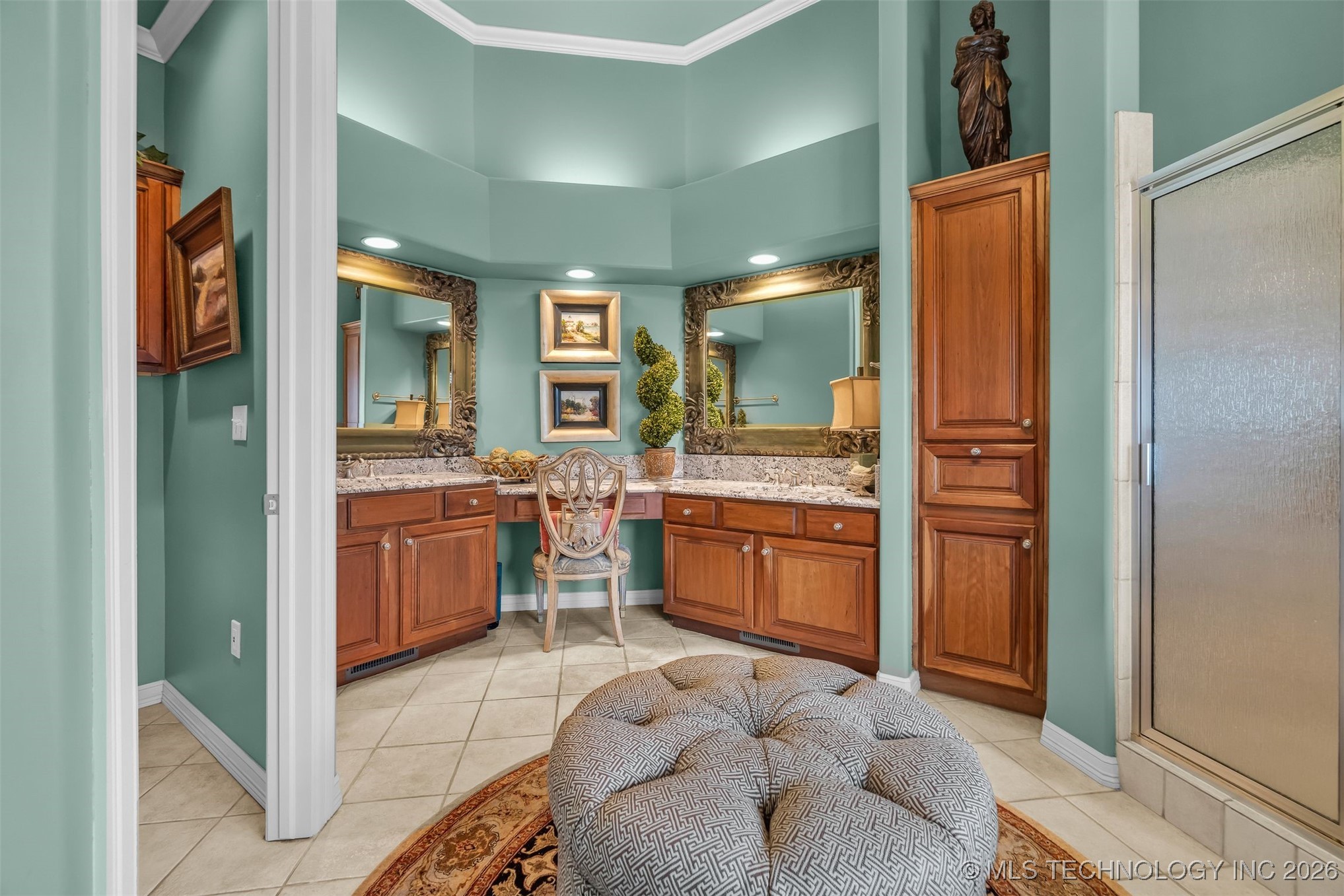 5904 W Orlando Circle